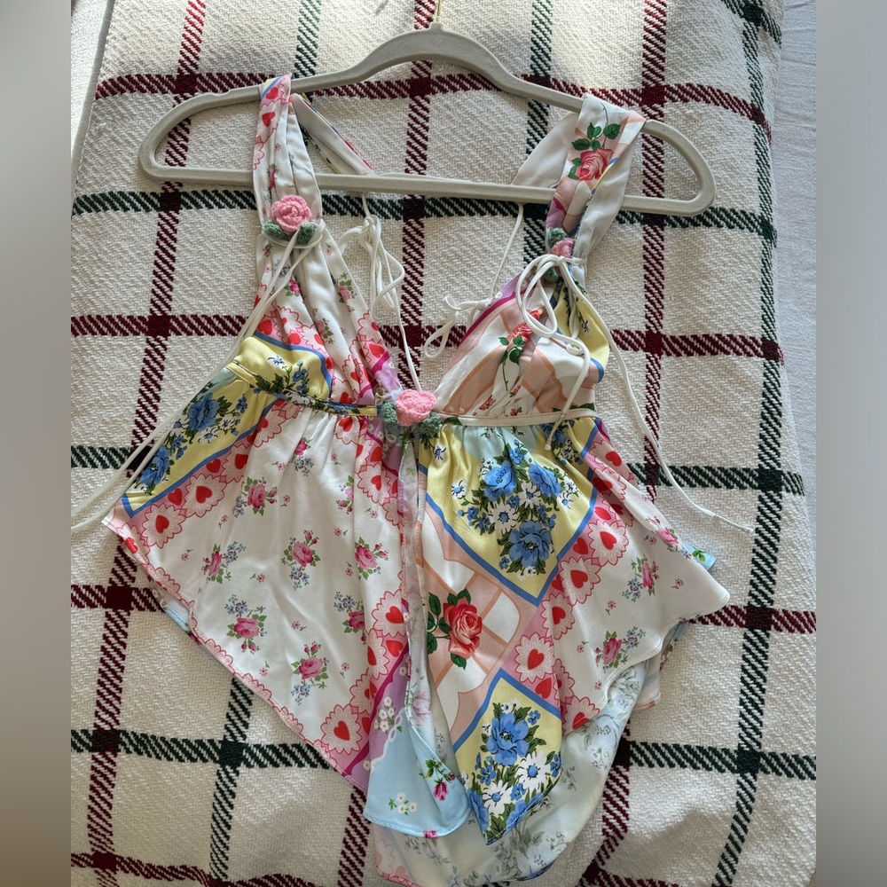 victori secret for love & lemons viral tank